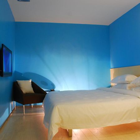 Colour Inn - She Kou Branch Шеньчжень Екстер'єр фото
